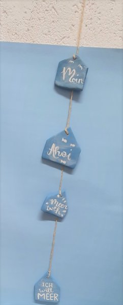 Sommer-Deko-Girlande (Häuser mit Text), blau-weiss